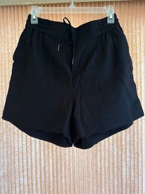 Kersh Women’s Black Elastic-Waist Shorts NWOT